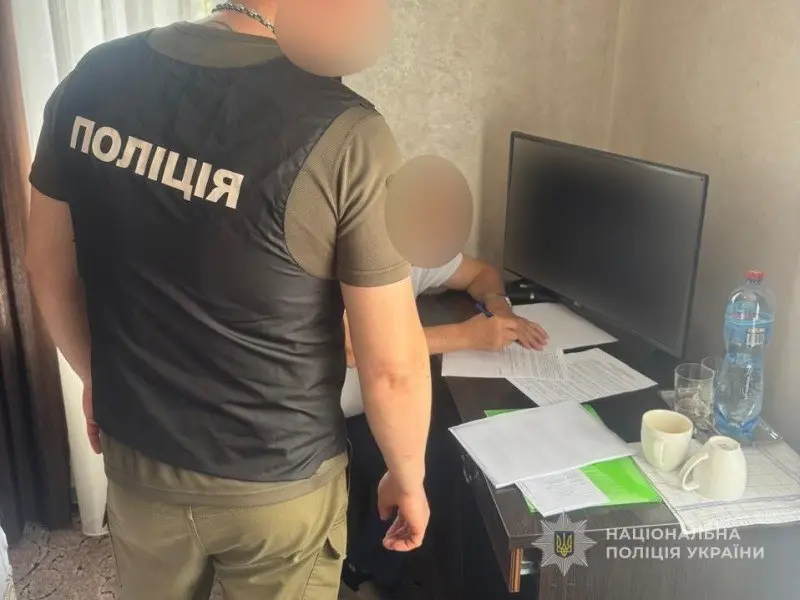 Колишнього очільника Федерації хокею на траві підозрюють у привласненні понад 700 тисяч гривень, призначених для збірної