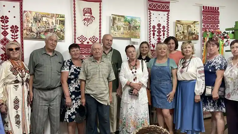 Ткати крізь роки: Валентина Мироненко з Кролевеччини показала рушники, що зберігають пам’ять і емоції