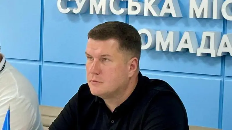 Сумська міськрада звільнила першого заступника мера Артема Кузнецова